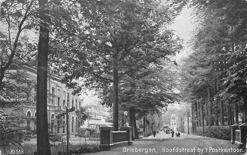 377-252-007 Driebergen Hoofdstraat bij t Postkantoor, Ophalen of Verzenden, Voor 1920, Utrecht