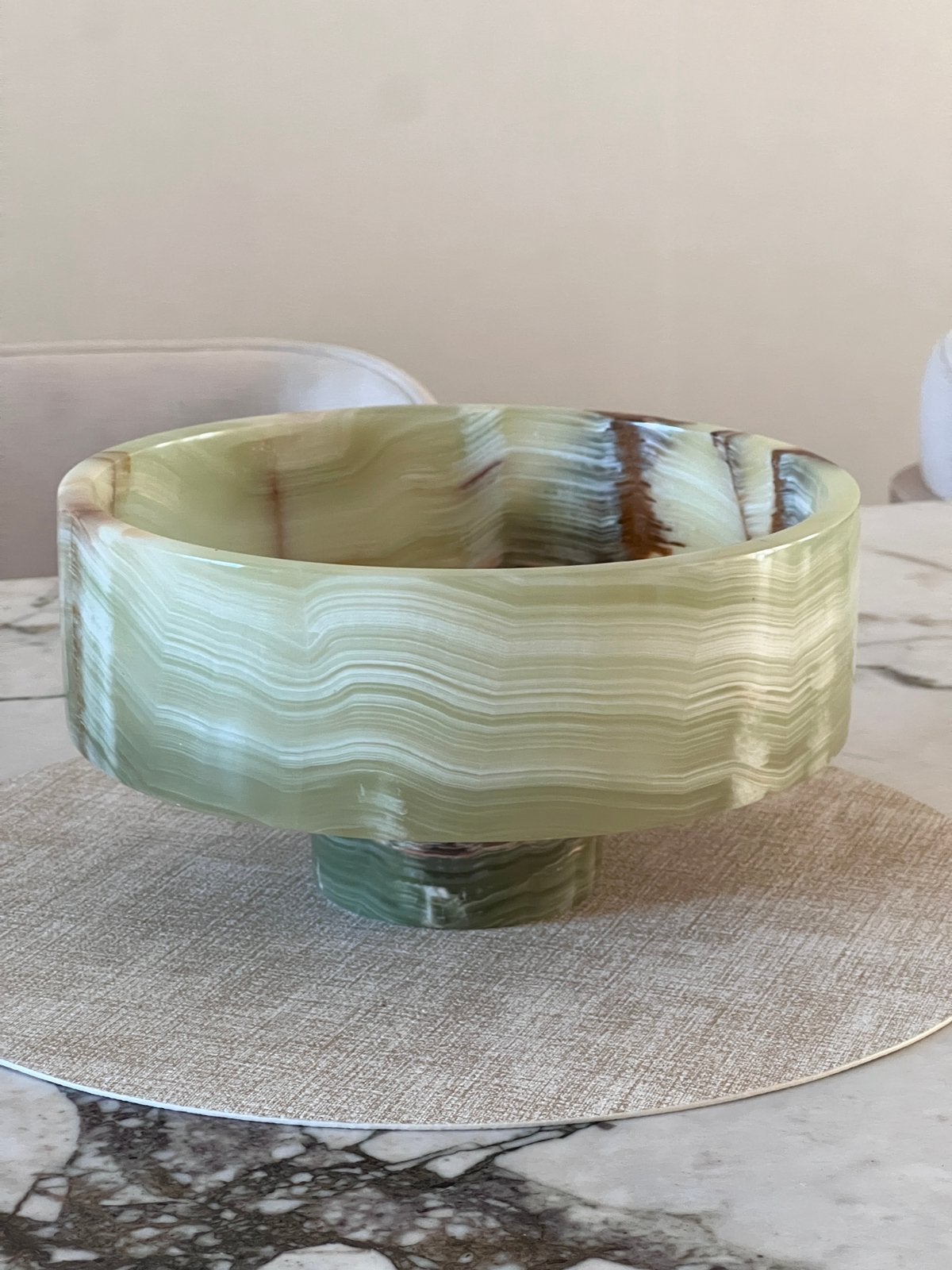 Luxe Green Onyx marmeren schaal op voet, Huis en Inrichting, Woonaccessoires | Schalen en Manden, Ophalen of Verzenden, Nieuw
