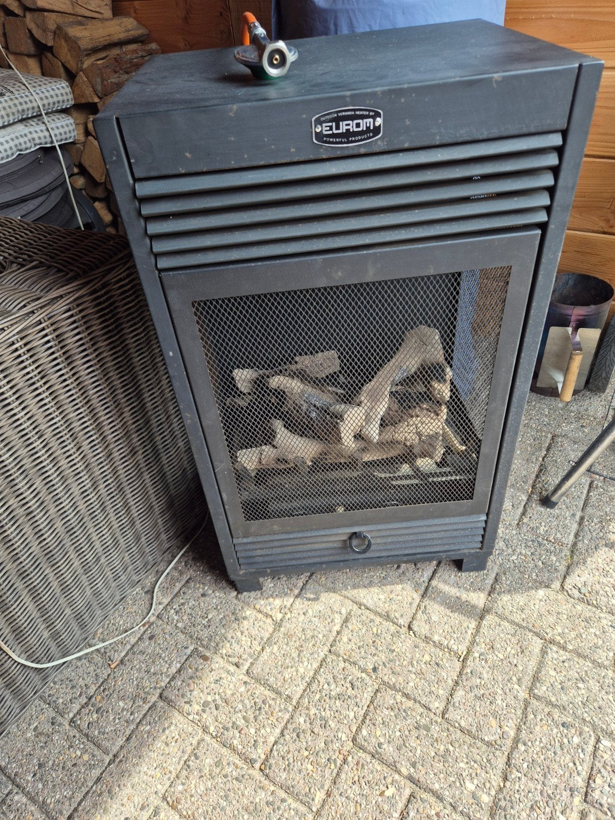 Eurom Terrasverwarmer Veranda Kachel met Vlammen, Tuin en Terras, Terrasverwarmers, Ophalen of Verzenden, Gebruikt, Gas, Vloer