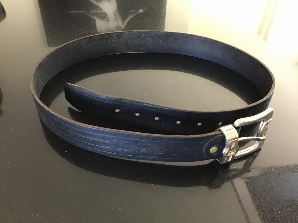 Zwarte leren riem met het logo van Diesel., Kleding | Heren, Riemen en Ceinturen, Verzenden, 105 tot 115 cm, Riem of Ceintuur
