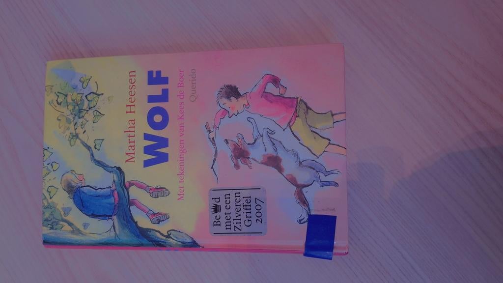 Martha Heesen - Wolf, Gelezen, Fictie algemeen, Ophalen of Verzenden, Martha Heesen