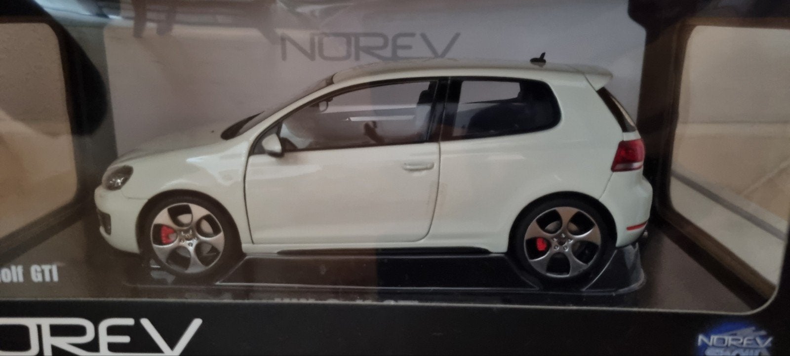 VW Golf 6 GTI wit 1:18 norev, Ophalen of Verzenden, Nieuw, Auto, Norev