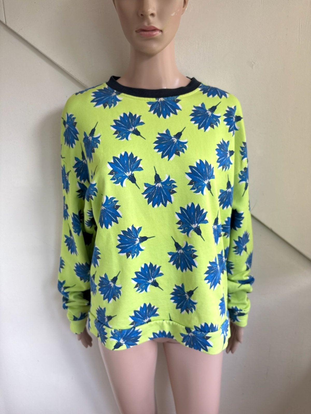 POM Amsterdam sweater maat 40/42 geel blauw bloemen, Ophalen of Verzenden, Zo goed als nieuw, Maat 38/40 (M), Geel