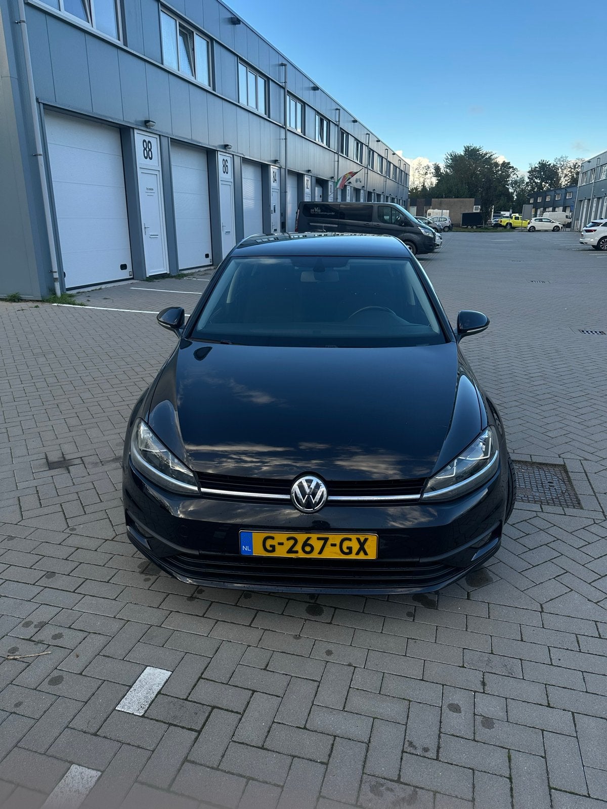 Volkswagen Golf 1.0 TSI 115pk 2019 Zwart, Auto's, Voorwielaandrijving, 1145 kg, 620 kg, Handgeschakeld