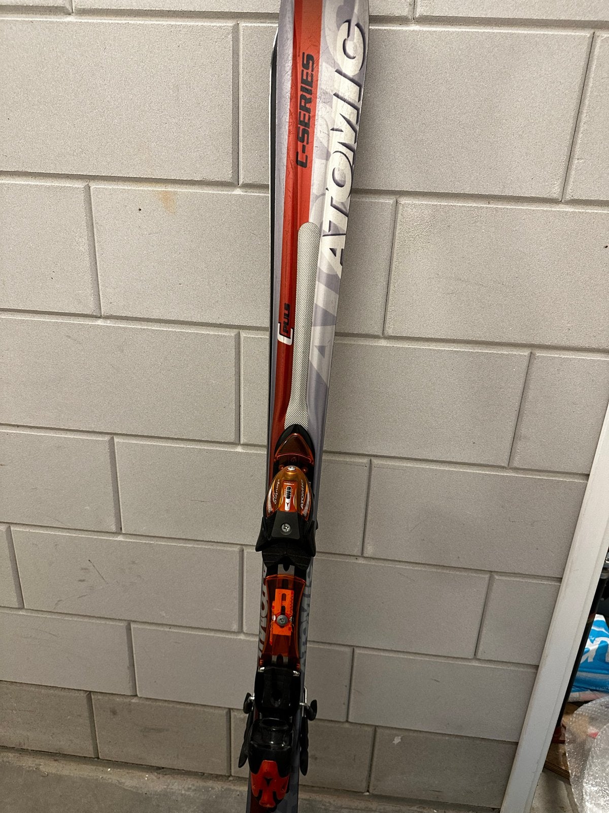 Carve ski's en skischoenen maat 37, Ophalen, Gebruikt, Carve, Atomic