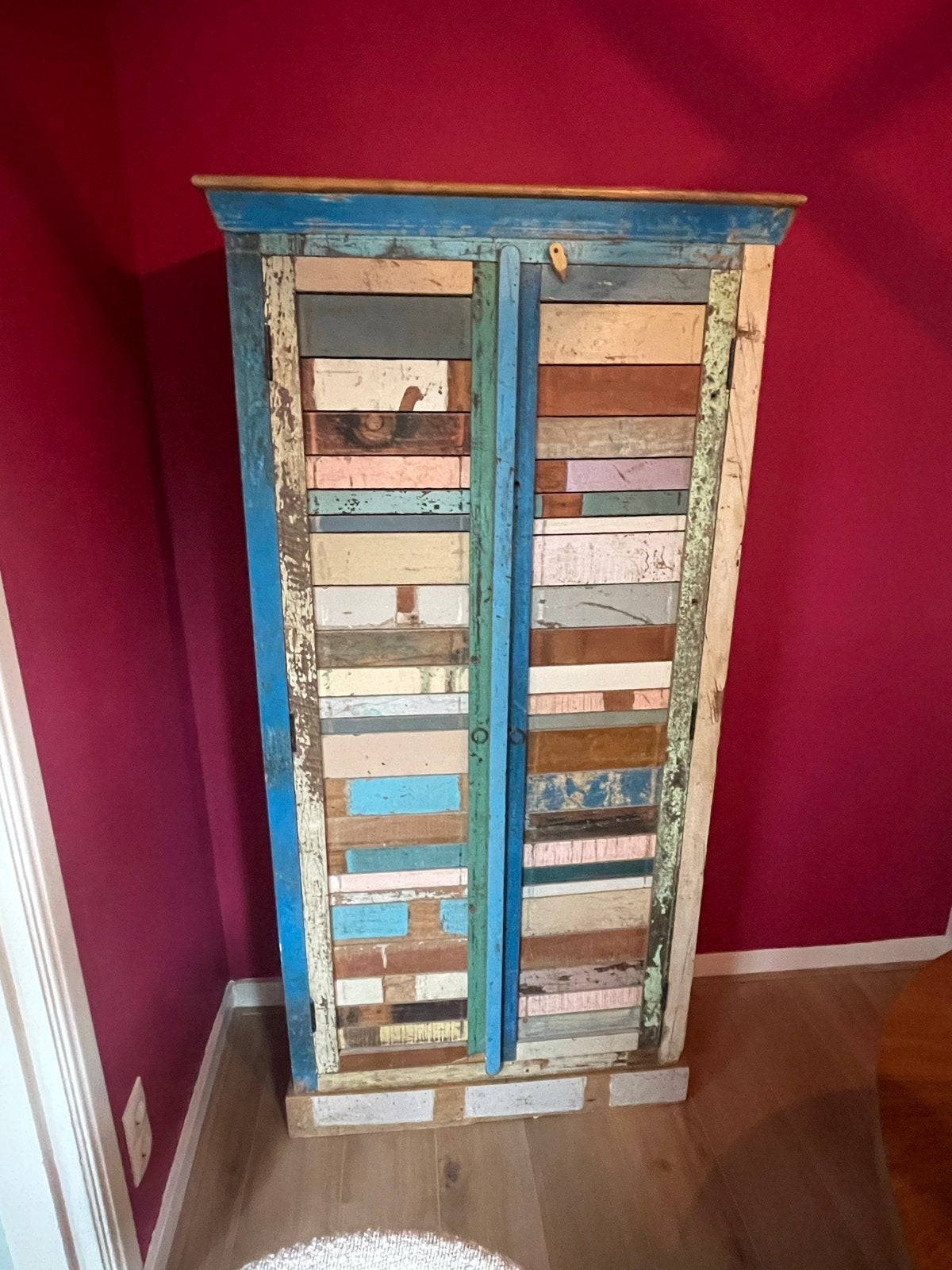 Unieke kleurrijke kast van hout, Huis en Inrichting, Ophalen, Gebruikt, 50 tot 100 cm, 150 tot 200 cm