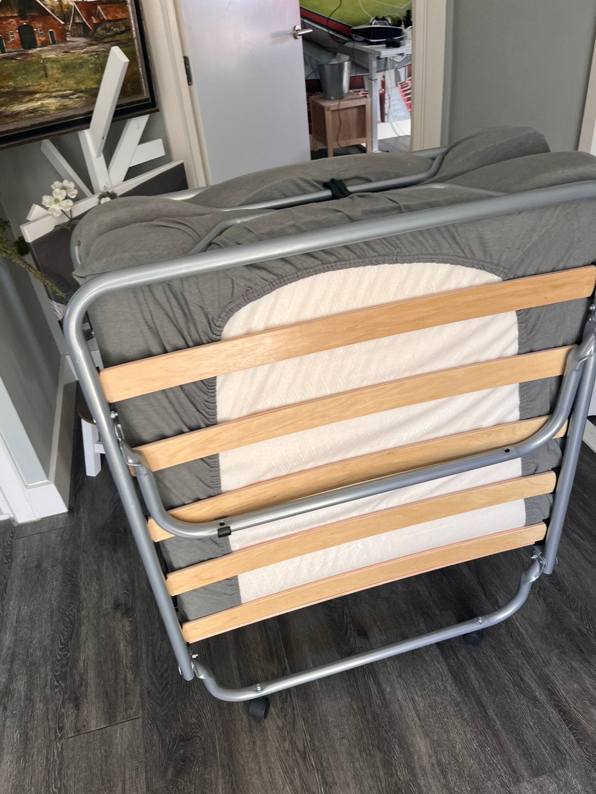 Uitklap bed, Ophalen, Eenpersoons, Zo goed als nieuw, 80 cm