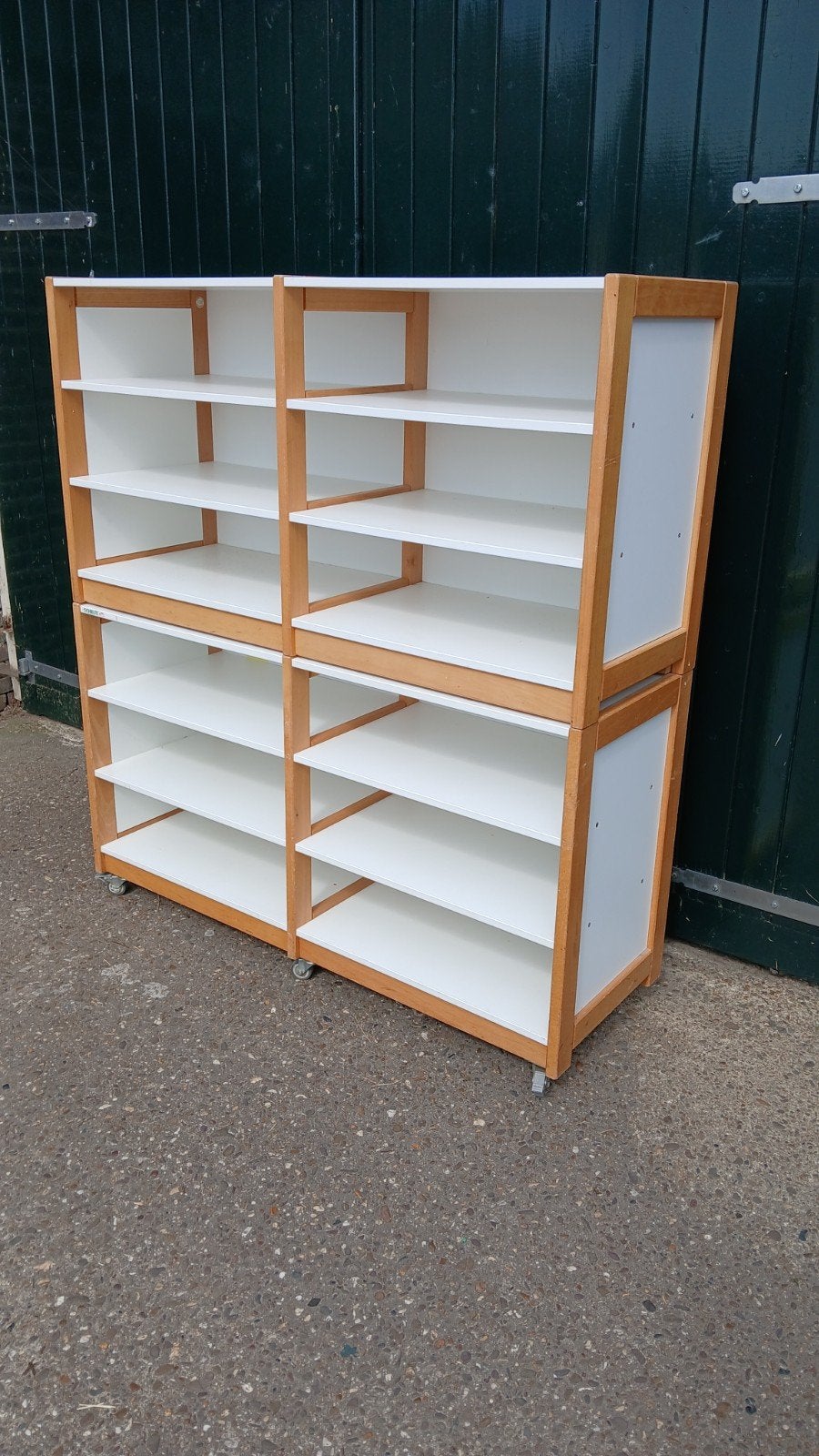 Schilte Schoolkast, Ophalen, Gebruikt
