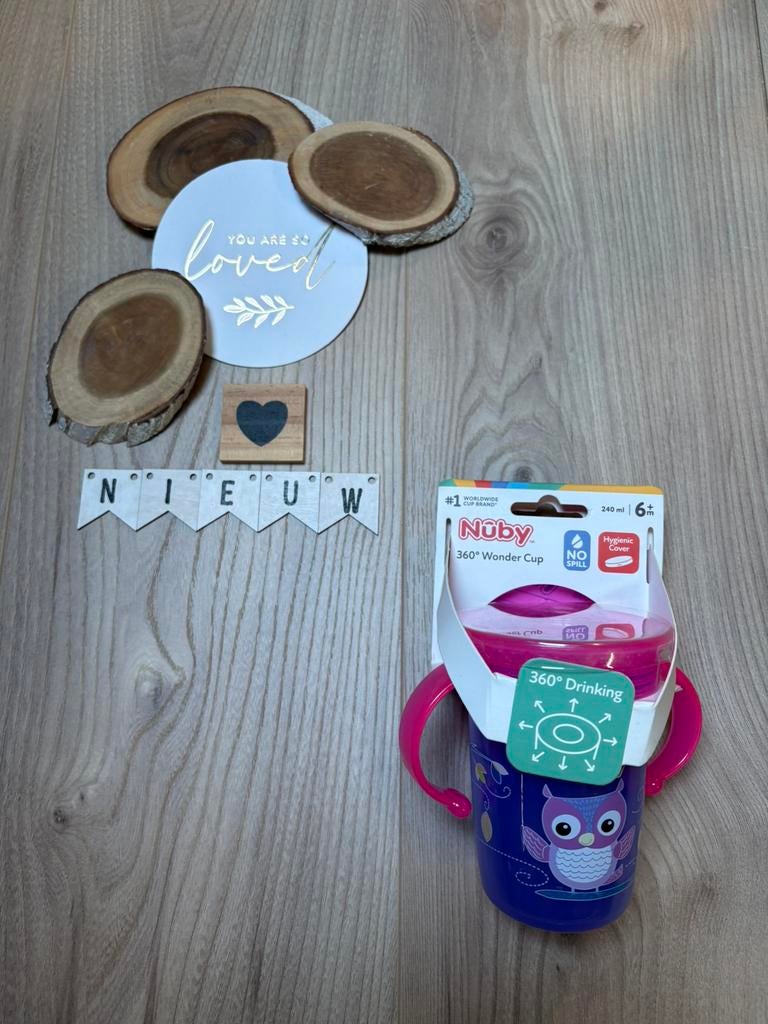 Baby nuby 1x 360 wonder cup drink beker 6+m roze paars, Ophalen of Verzenden, Nieuw, Overige typen