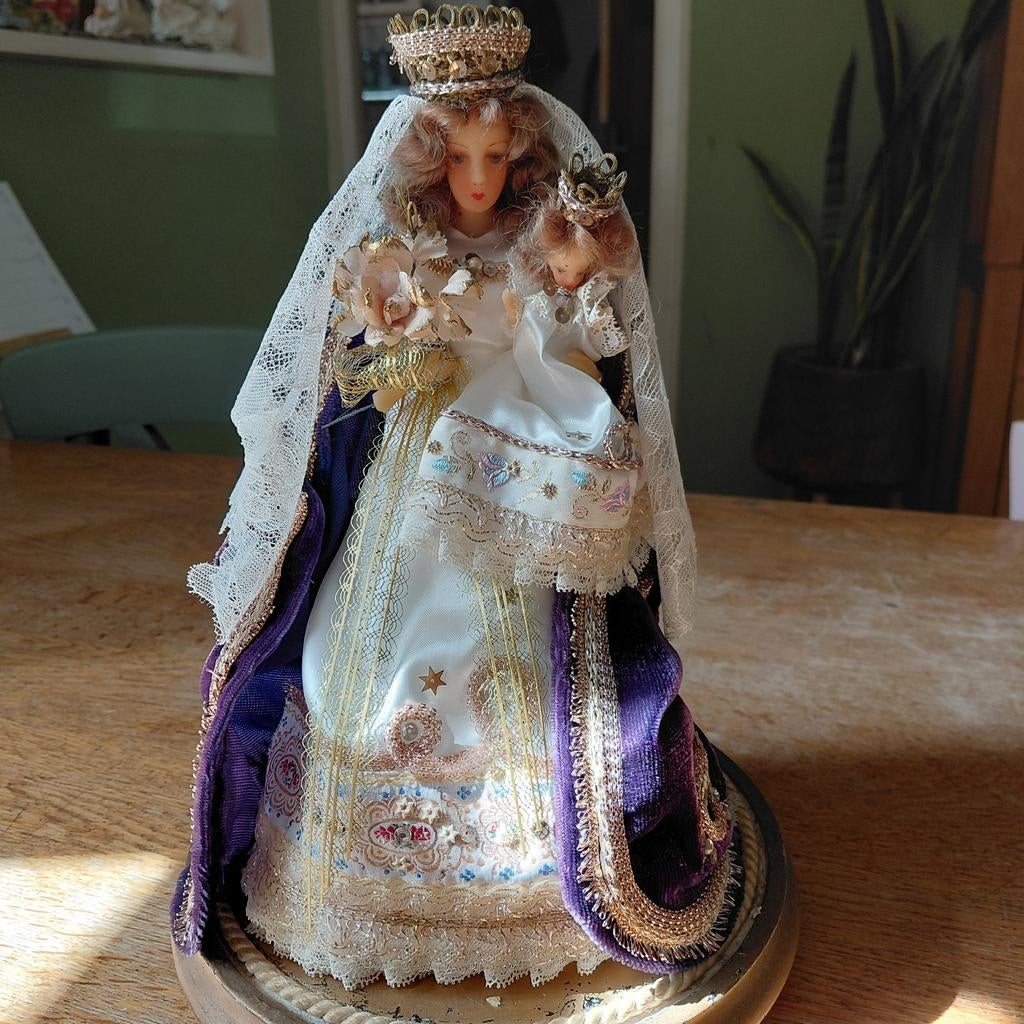 Maria met Kind Beeld - Handgemaakt en Gedetailleerd, Antiek en Kunst, Antiek | Religie, Ophalen of Verzenden