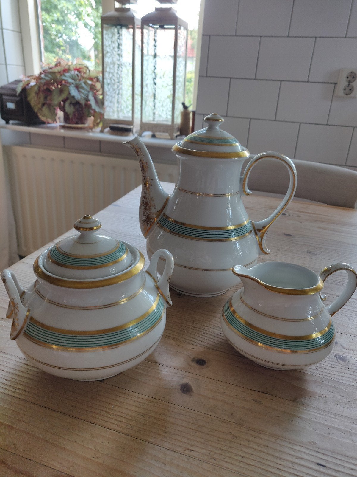 Antieke koffiepot en roomstel, Ophalen of Verzenden