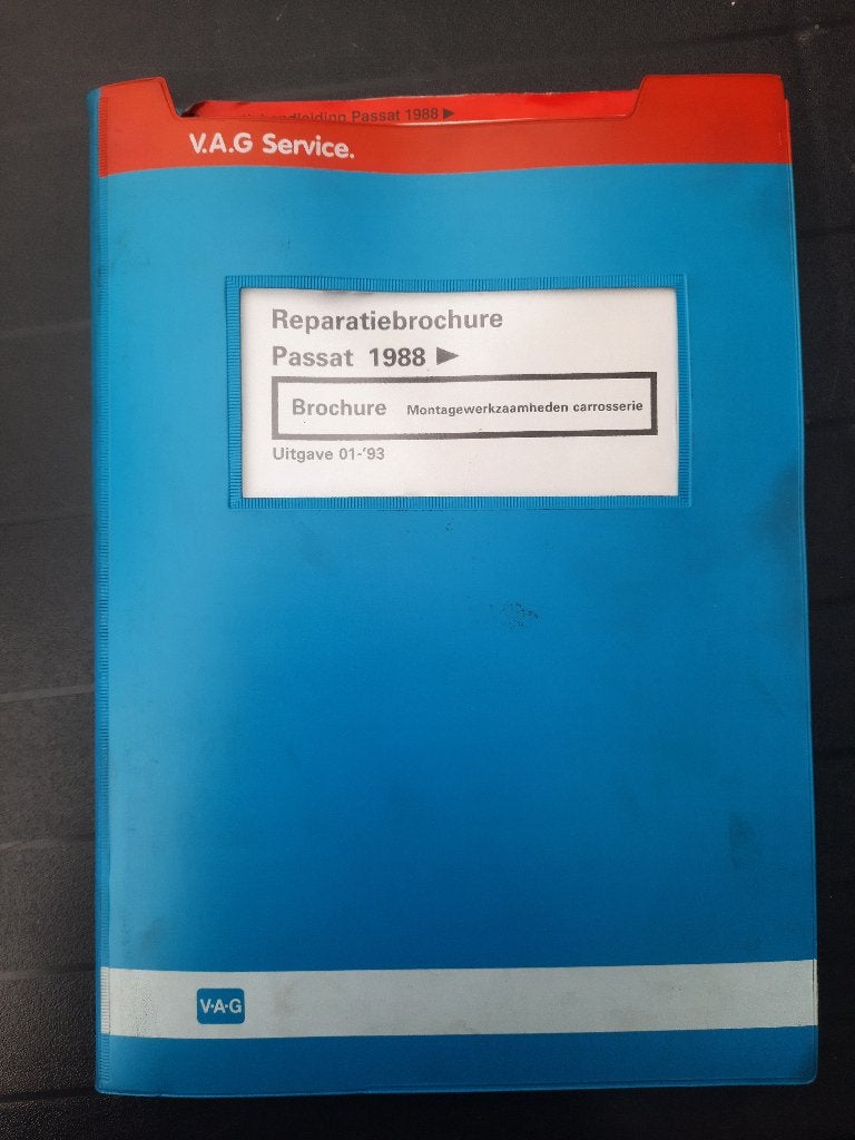 Volkswagen Passat B3 dealer werkplaatsboek Carrosserie werk, Ophalen of Verzenden, Gelezen, Volkswagen