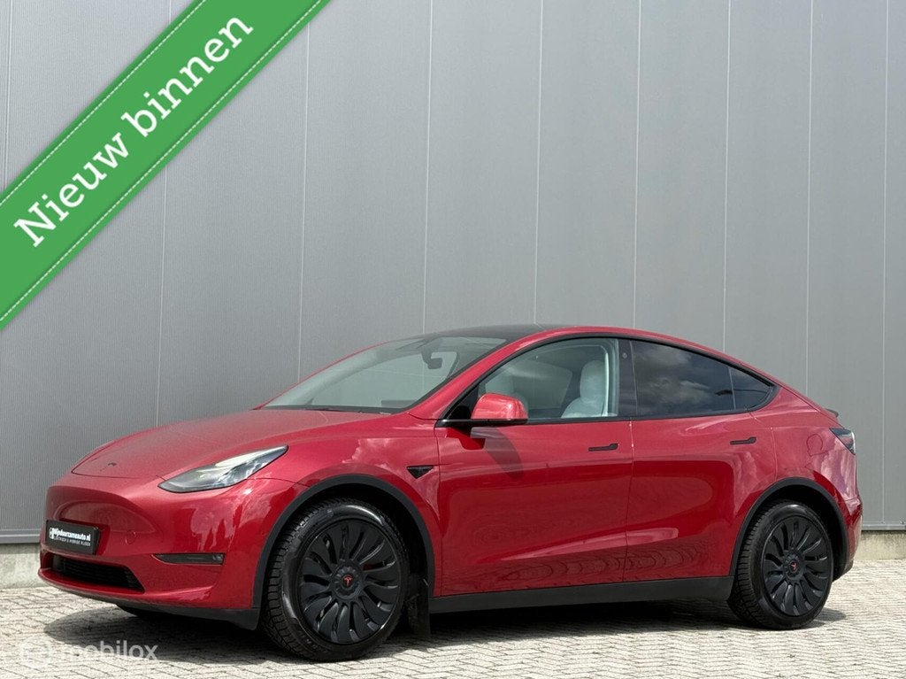 Tesla Model Y Long Range AWD 75 kWh | wit interieur SOH 94%, Auto's, Tesla, Automaat, Gebruikt, 495 min, Navigatiesysteem