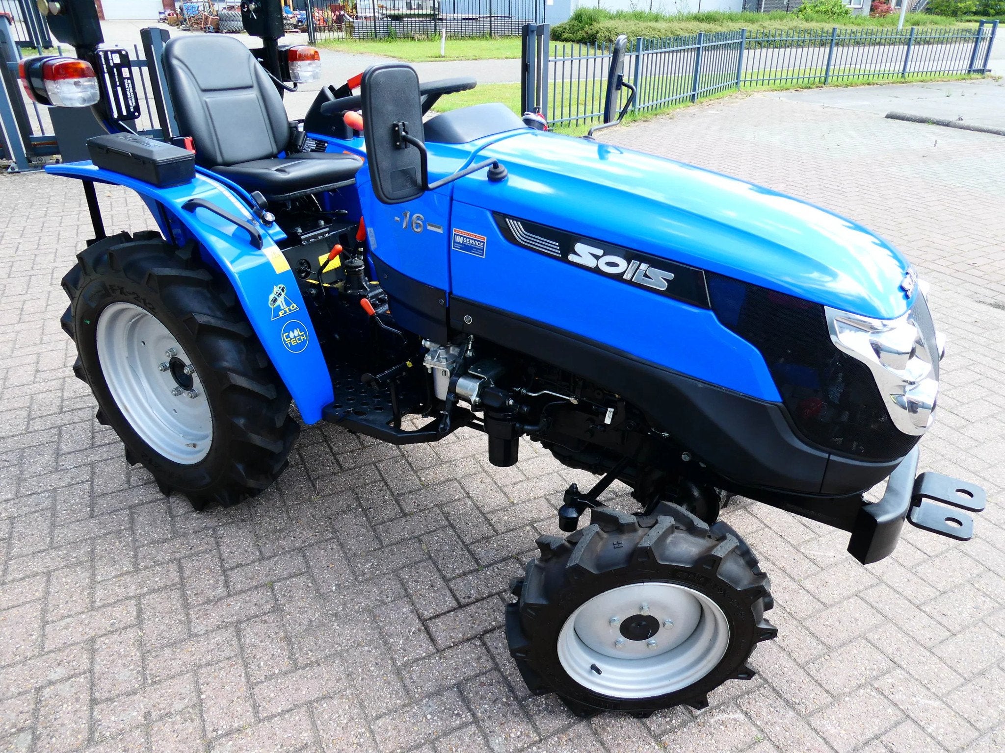 Solis 16 4wd / 0003 Draaiuren / Stage-V, Overige merken, Gebruikt, De Maalstroom 3
8255 RN  Swifterbant, VM Service