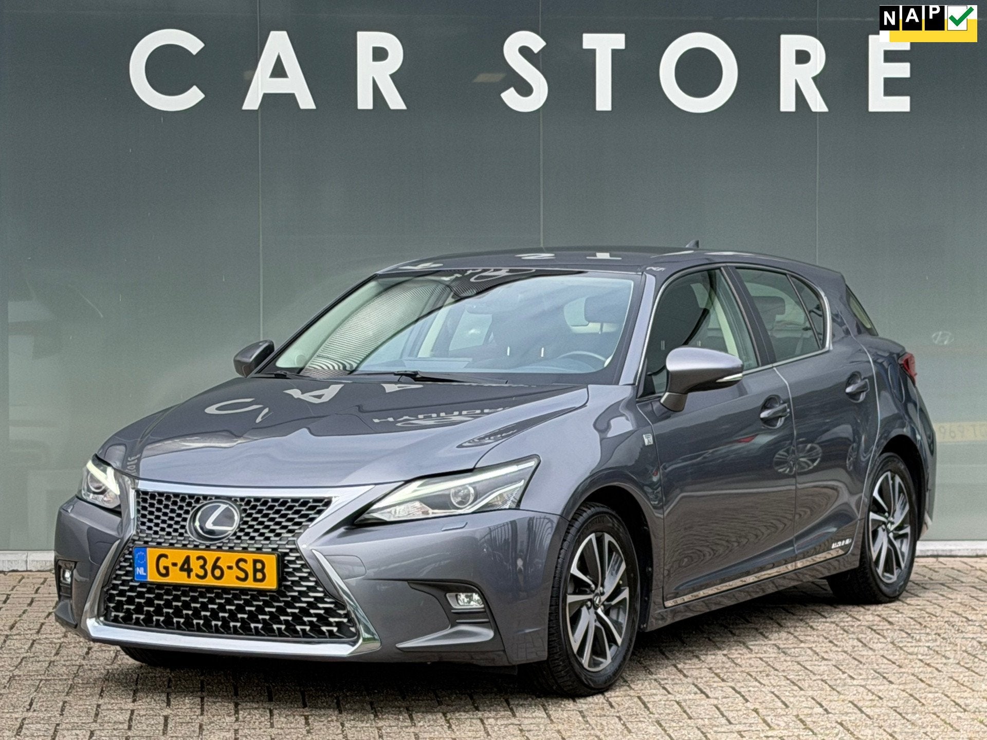 Lexus CT 200h Edition 30 DEALER ONDERHOUDEN, Auto's, Lexus, Gebruikt, 4 cilinders, Alcantara, Origineel Nederlands