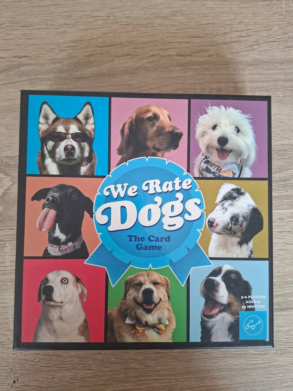 We Rate Dogs: The Card Game - Zo goed als nieuw, Vijf spelers of meer, Ophalen of Verzenden, Zo goed als nieuw, Chronicle Books