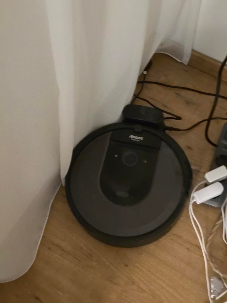 iRobot Roomba i7 Robotstofzuiger, Witgoed en Apparatuur, Stofzuigers, Gebruikt, Ophalen of Verzenden, Robotstofzuiger, Reservoir