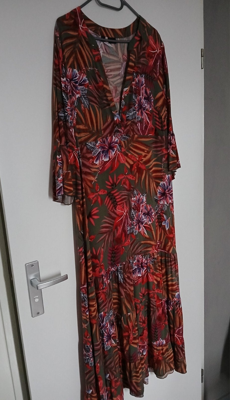 Lange zomerse jurken, een keer gedragen, Kleding | Dames, Overige kleuren, Maat 42/44 (L), Ophalen of Verzenden, Zo goed als nieuw