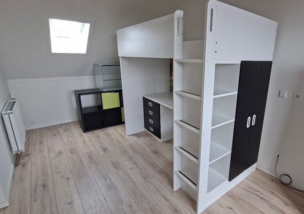 Stuva (huidige Småstad) hoogslaper met bureau, kast & laden, Ophalen, 85 tot 100 cm, Gebruikt, Hoogslaper of Stapelbed