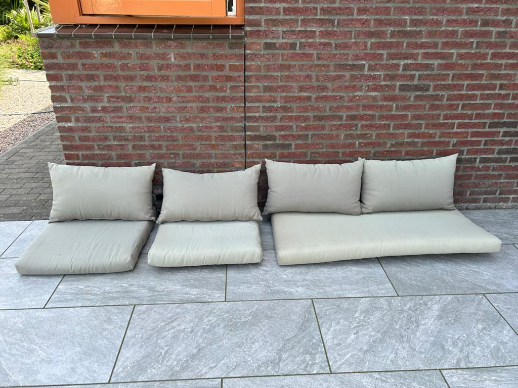 GERESERVEERD Loungekussens, Ophalen, Gebruikt