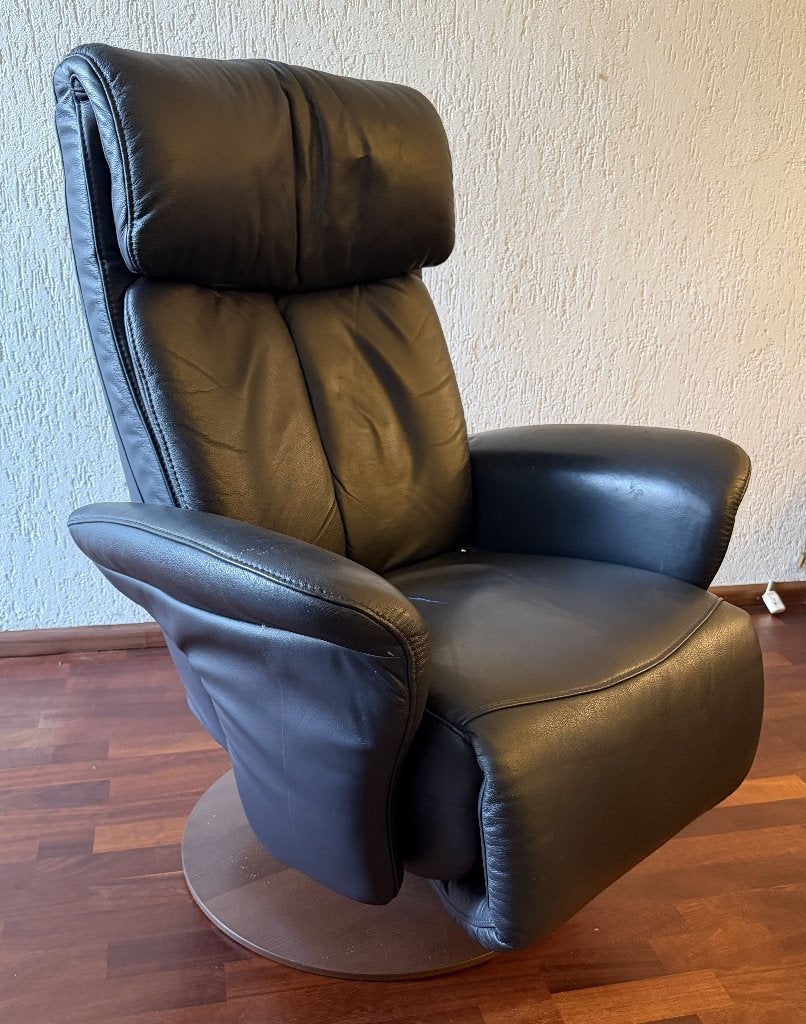 Relax stoel blauw leer, Huis en Inrichting, Ophalen, Gebruikt, 50 tot 75 cm, Hout