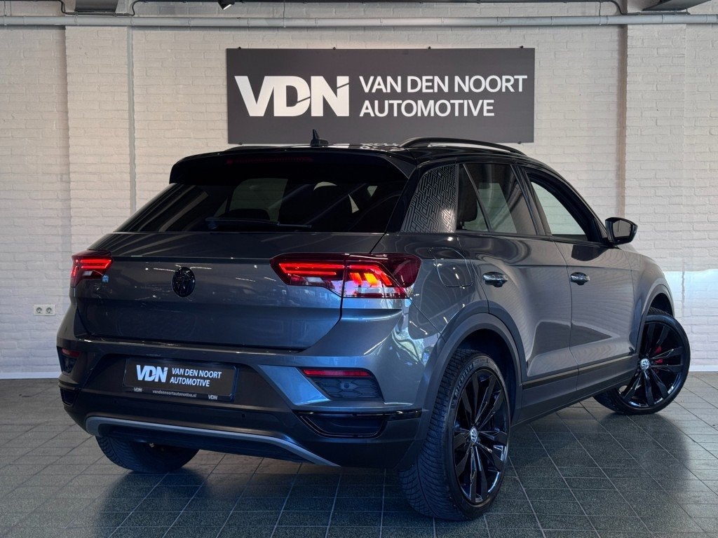 Volkswagen T-ROC 1.5 TSI Sport Business R Black Style BEATS, Automaat, 4 cilinders, Bedrijf, Electronic Stability Program (ESP)