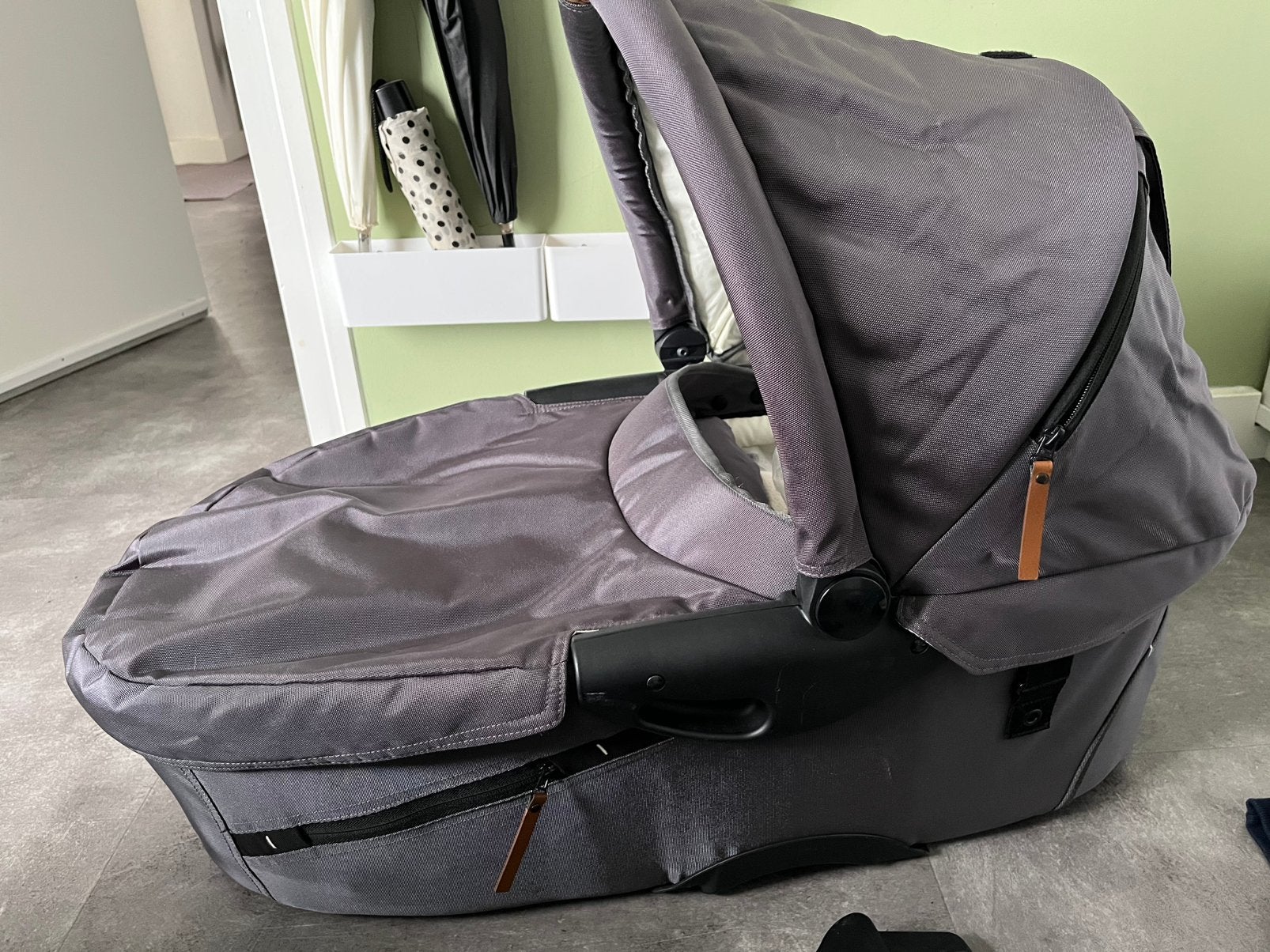 Mutsy Evo wandelwagen, reiswieg + met adapters maxi cosi, Ophalen, Gebruikt, Combiwagen, Met reiswieg