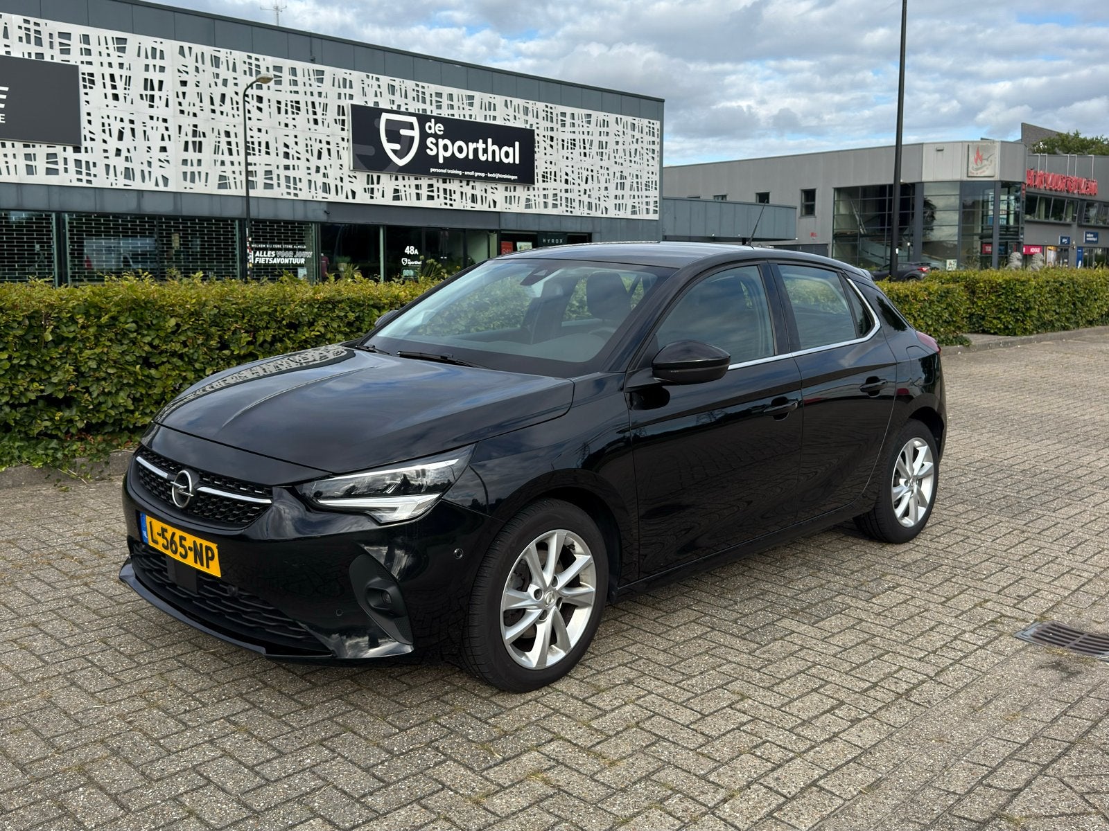 Opel Corsa Elegance 1.2 Turbo 2021 Zwart Dealer onderhouden, Auto's, Voorwielaandrijving, Origineel Nederlands, 1200 kg, Handgeschakeld