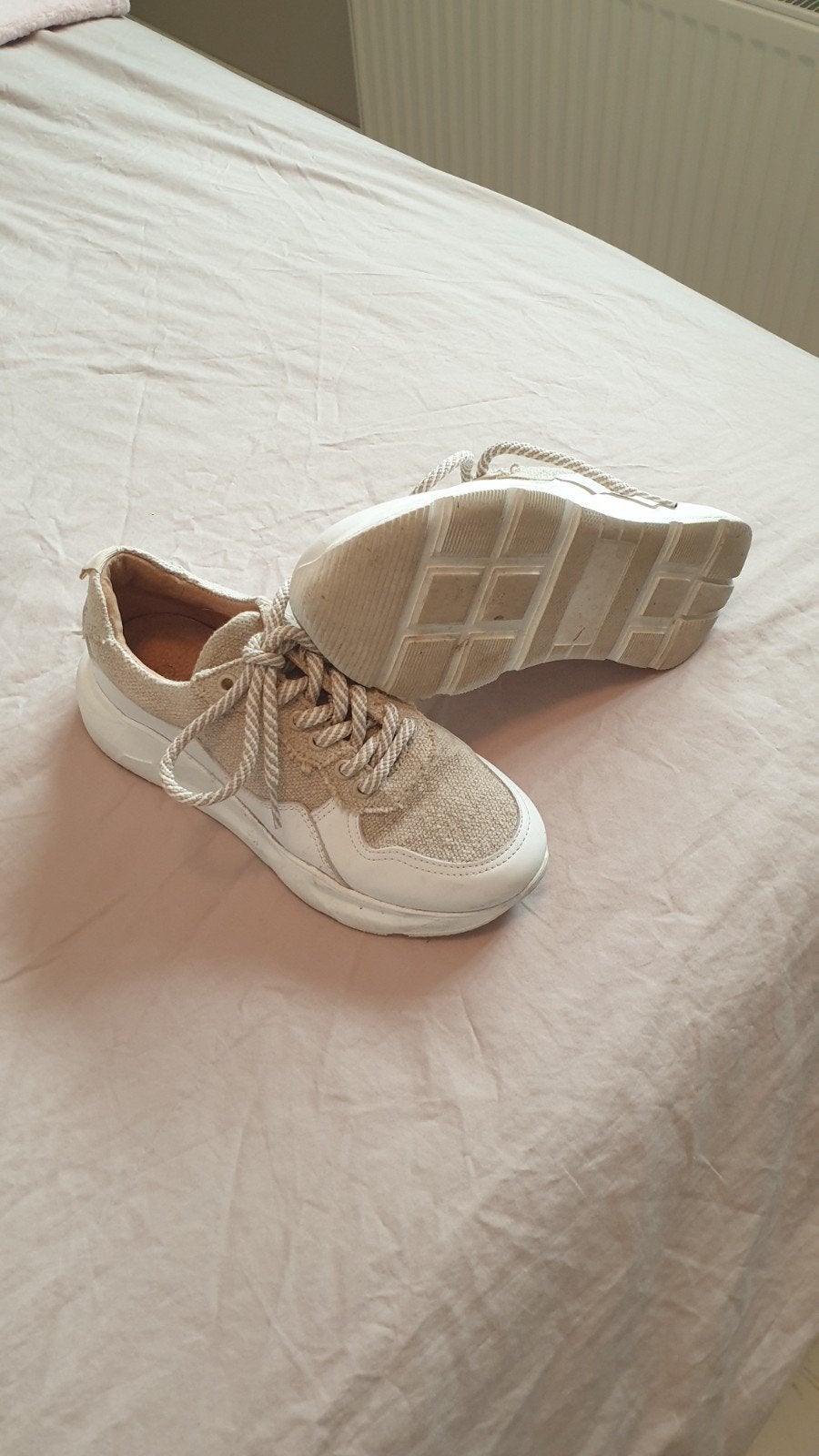 DWARS Sneakers - Beige/Wit -  maat 36, Ophalen, DWARS, Beige, Sneakers of Gympen