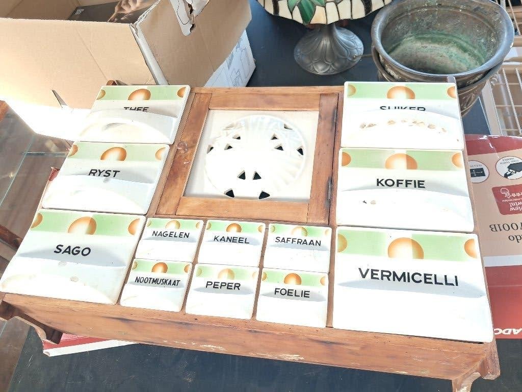 Houten kruidenkast met 12 keramieken lades  CS27305, Ophalen