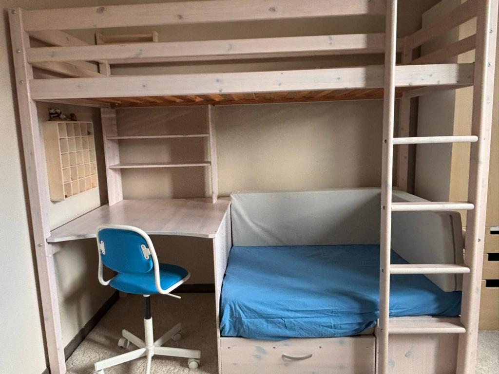 Thuka Flexa Hoogslaper met bureau, bank en uitschuifbaar bed, Ophalen, Gebruikt, Eenpersoons, 200 cm