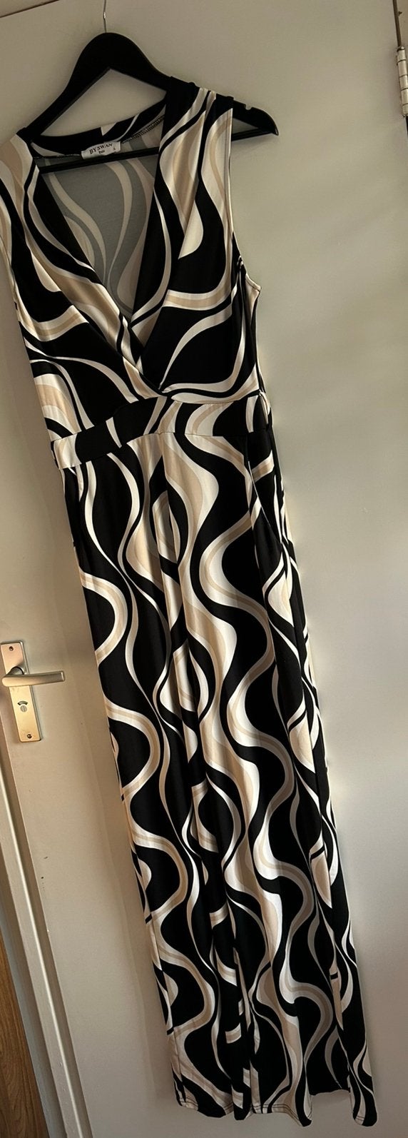 By Swan jumpsuit zwart/beige, maat L, Ophalen of Verzenden, Zo goed als nieuw, Maat 42/44 (L), Meerkleurig