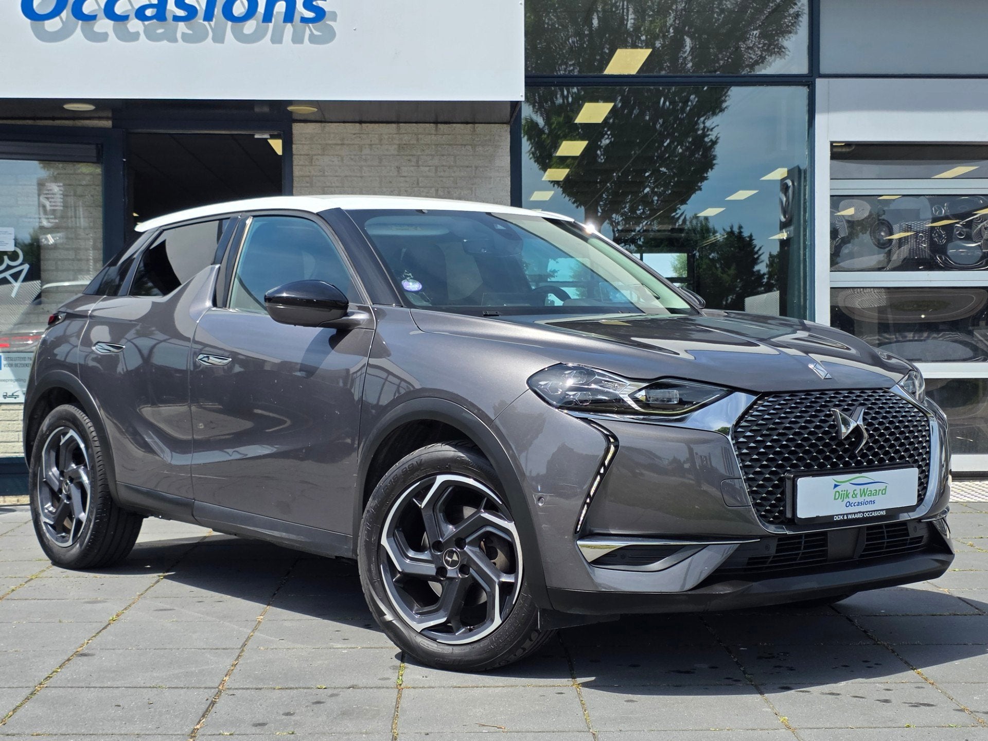 DS 3 Crossback 1.2 PureTech155 Grand Chic OPERA – Nieuwe R, Euro 6, 1199 cc, Leder, 3 cilinders