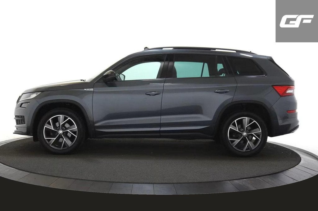 Skoda Kodiaq 1.5 TSI Sportline Pano Canton Memory ACC Camera, Auto's, Skoda, 4 cilinders, 1481 kg, Origineel Nederlands, Bedrijf
