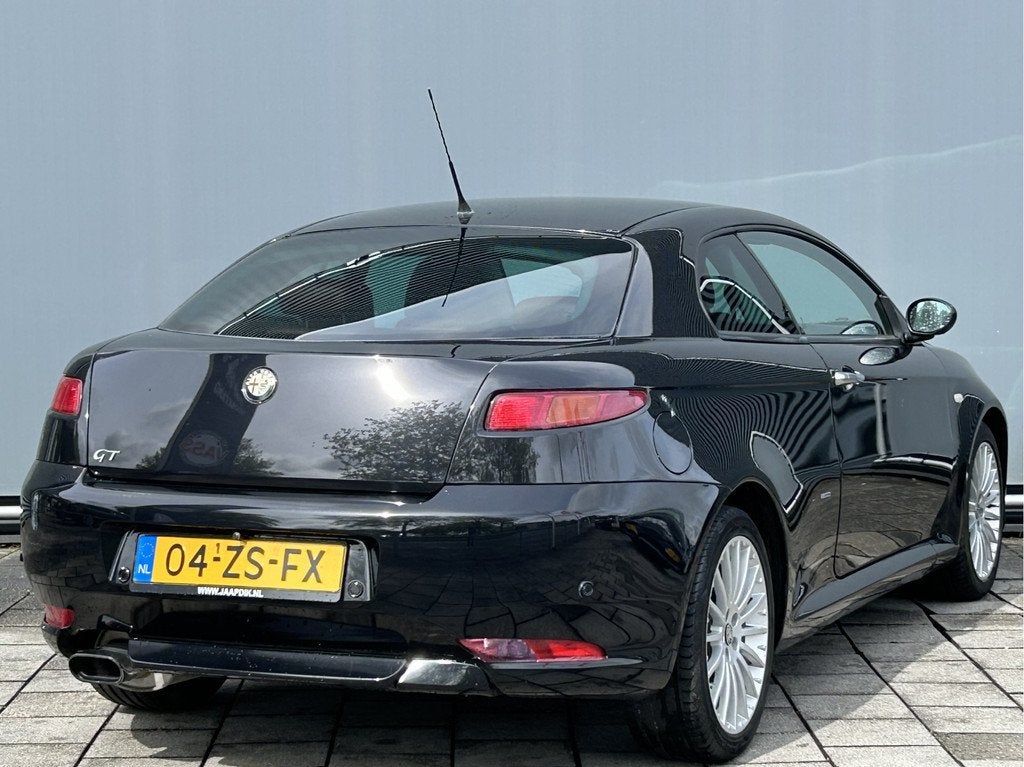 Alfa Romeo GT BWJ 2008 | 2.0 JTS 166PK Imola | LEER | CLIMA, Voorwielaandrijving, Gebruikt, 1295 kg, 400 kg
