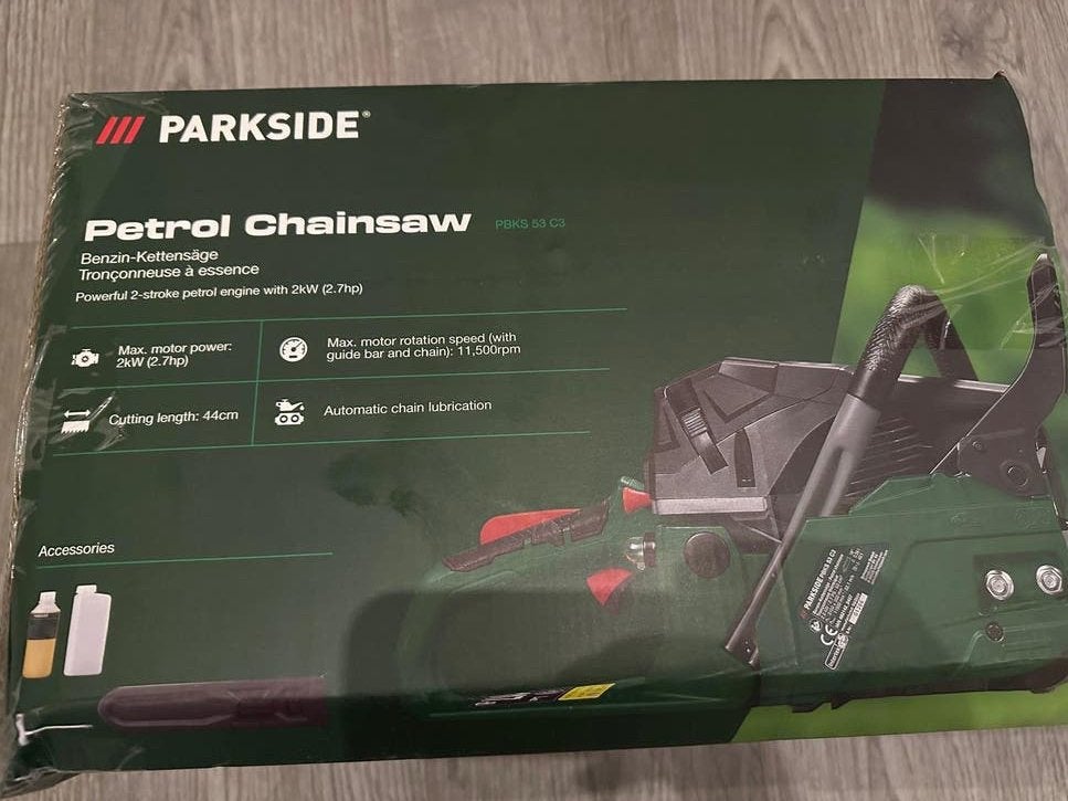 Parkside Benzine Kettingzaag 2kW (2.7pk) - Nieuw in doos, Doe-het-zelf en Verbouw, Gereedschap | Zaagmachines, Ophalen, 70 mm of meer