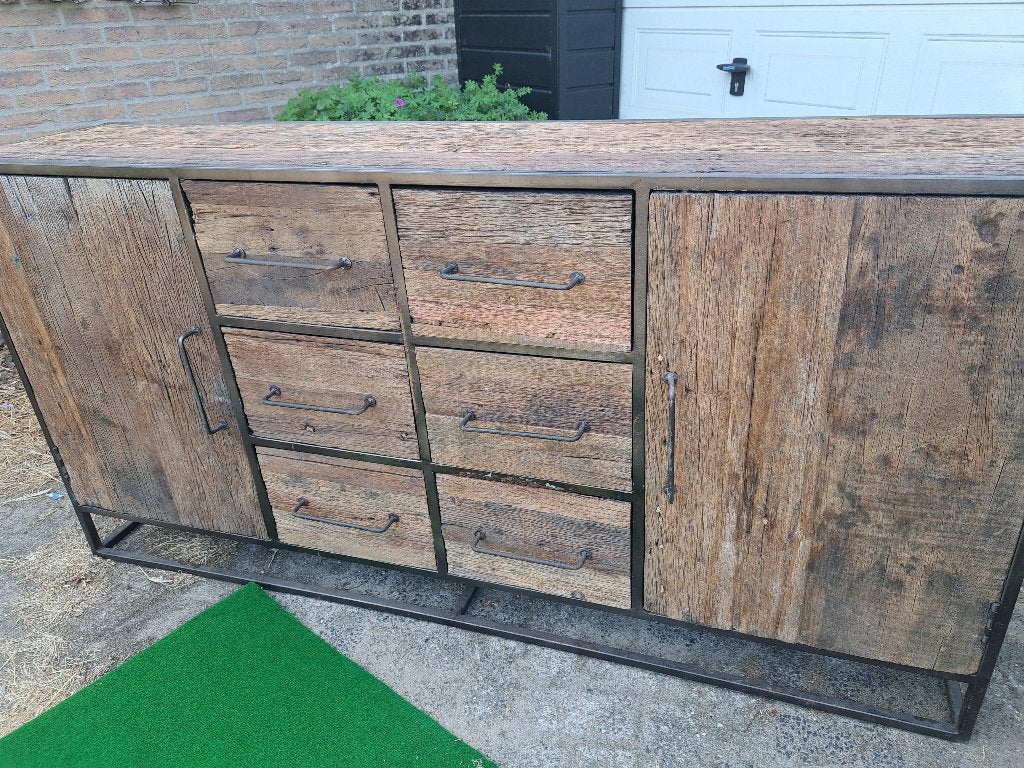 STOERE MODERNE RUBUUSTE EN LANDELIJKE Meubels, Huis en Inrichting, Ophalen