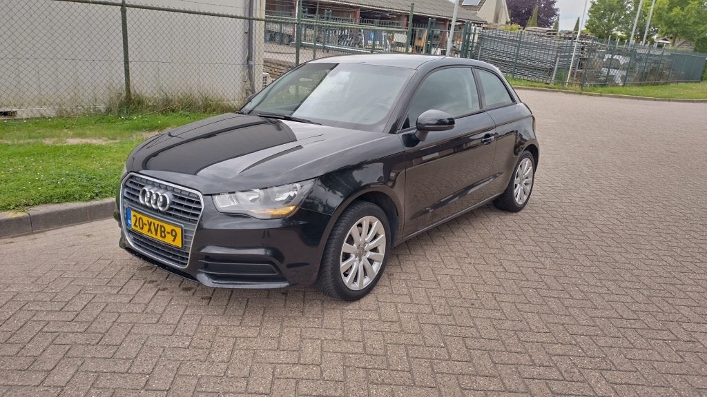 Audi A1 1.6 TDI 77KW 2011 Zwart, Voorwielaandrijving, Euro 5, Stof, A1