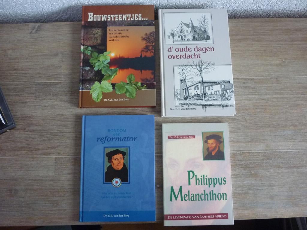 Verschillende boeken van Ds. C.R. van den Berg, Ophalen of Verzenden, Zo goed als nieuw, Christendom | Protestants