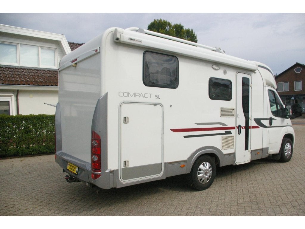 Adria Compact SL Enkele bedden, Garage., Caravans en Kamperen, Ringverwarming, Fiat, Airbags, Tot en met 2