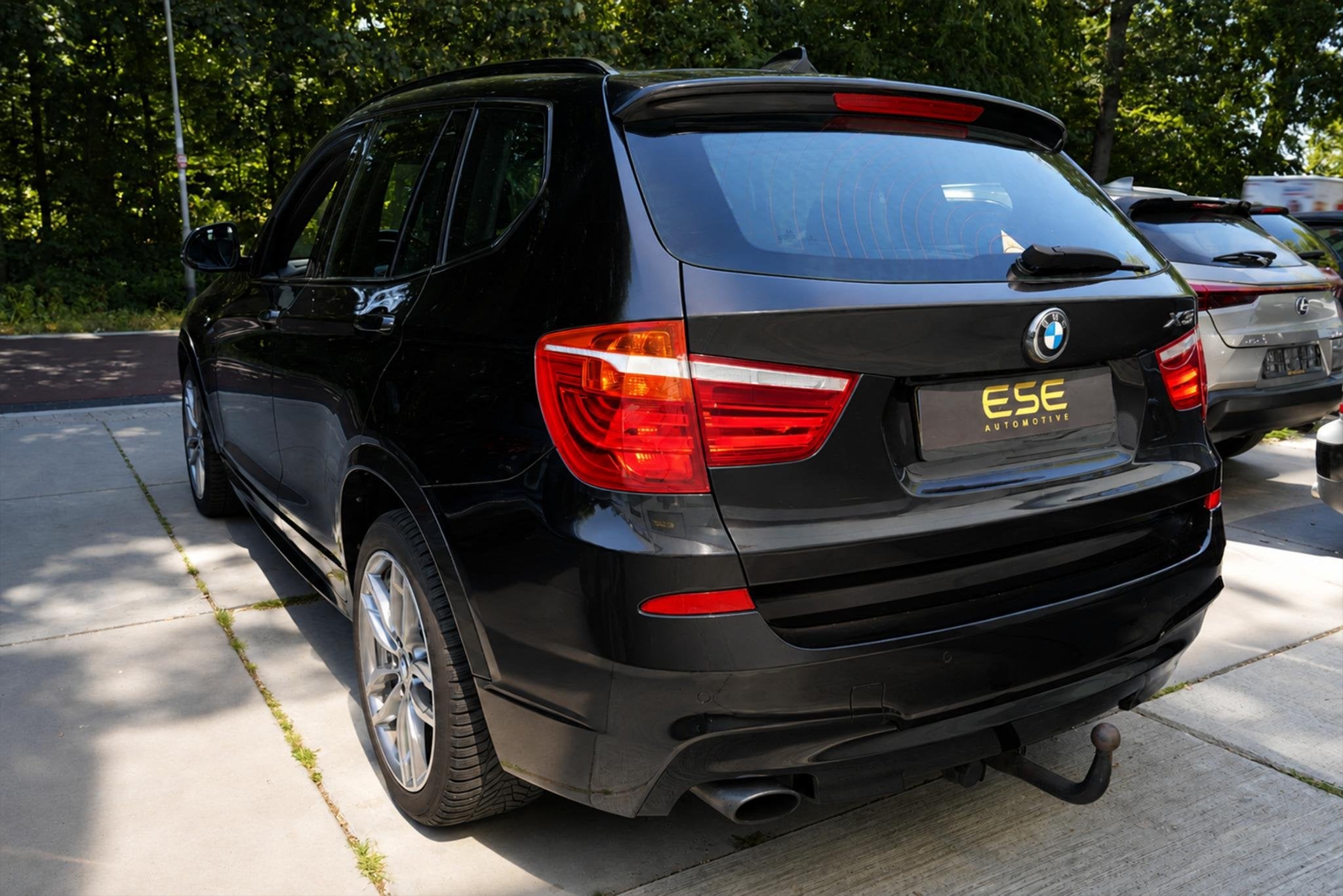 Foto 13 van BMW X3 xDrive20i M-Sport | Panorama | Trekhaak | Leder | Nav