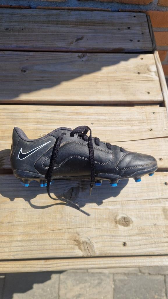 Nike Tiempo voetbalschoenen - Maat 36.5, Ophalen of Verzenden, Gebruikt, Schoenen