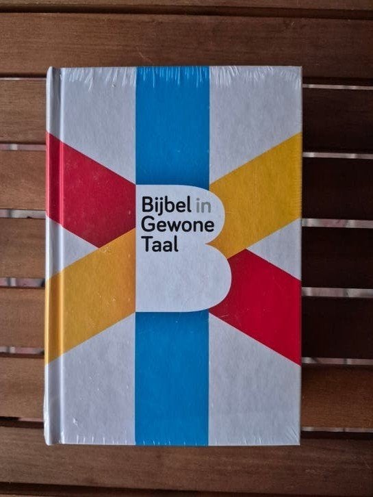 Bijbel in gewone taal -NIEUW IN CELLOFAAN, Boeken, Ophalen of Verzenden, Nieuw, Christendom | Katholiek