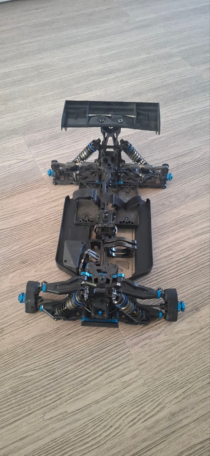 Team Associated RC8B4.1e chassis., Hobby en Vrije tijd, Modelbouw | Radiografisch | Auto's, Ophalen of Verzenden, Onderdeel