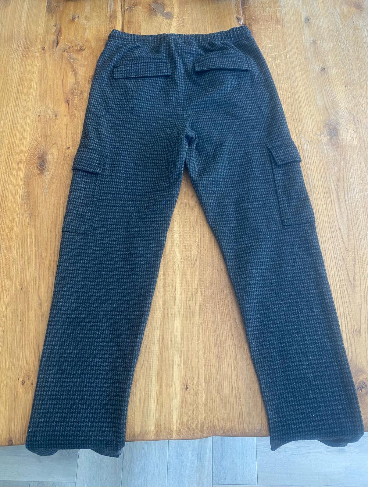 Jongens broek stof, Ophalen of Verzenden, Zo goed als nieuw, Maat 46 (S) of kleiner, Zwart