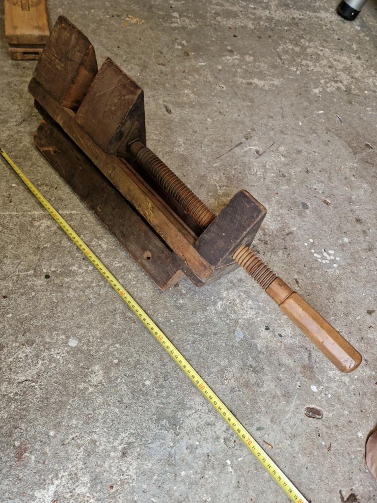 Oude houten werkbank klem - Meubelmaker klem, Ophalen of Verzenden