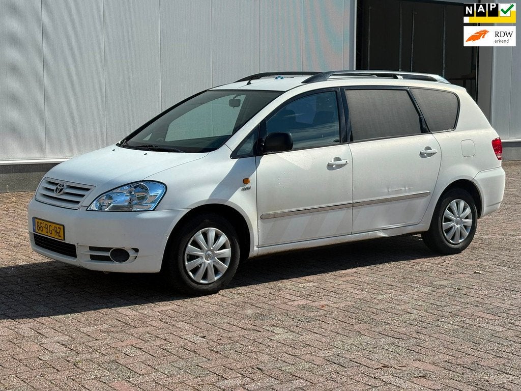 Toyota Avensis Verso 2.0 VVT-i Linea Luna VAN, Auto's, Voorwielaandrijving, 1998 cc, Gebruikt, 4 cilinders