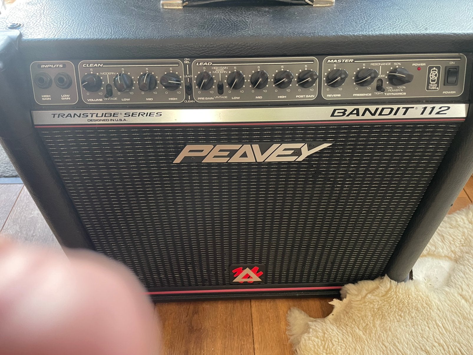 PEAVEY bandit Red Stripe 100 watt, Muziek en Instrumenten, Ophalen of Verzenden, Gebruikt, Gitaar, 100 watt of meer