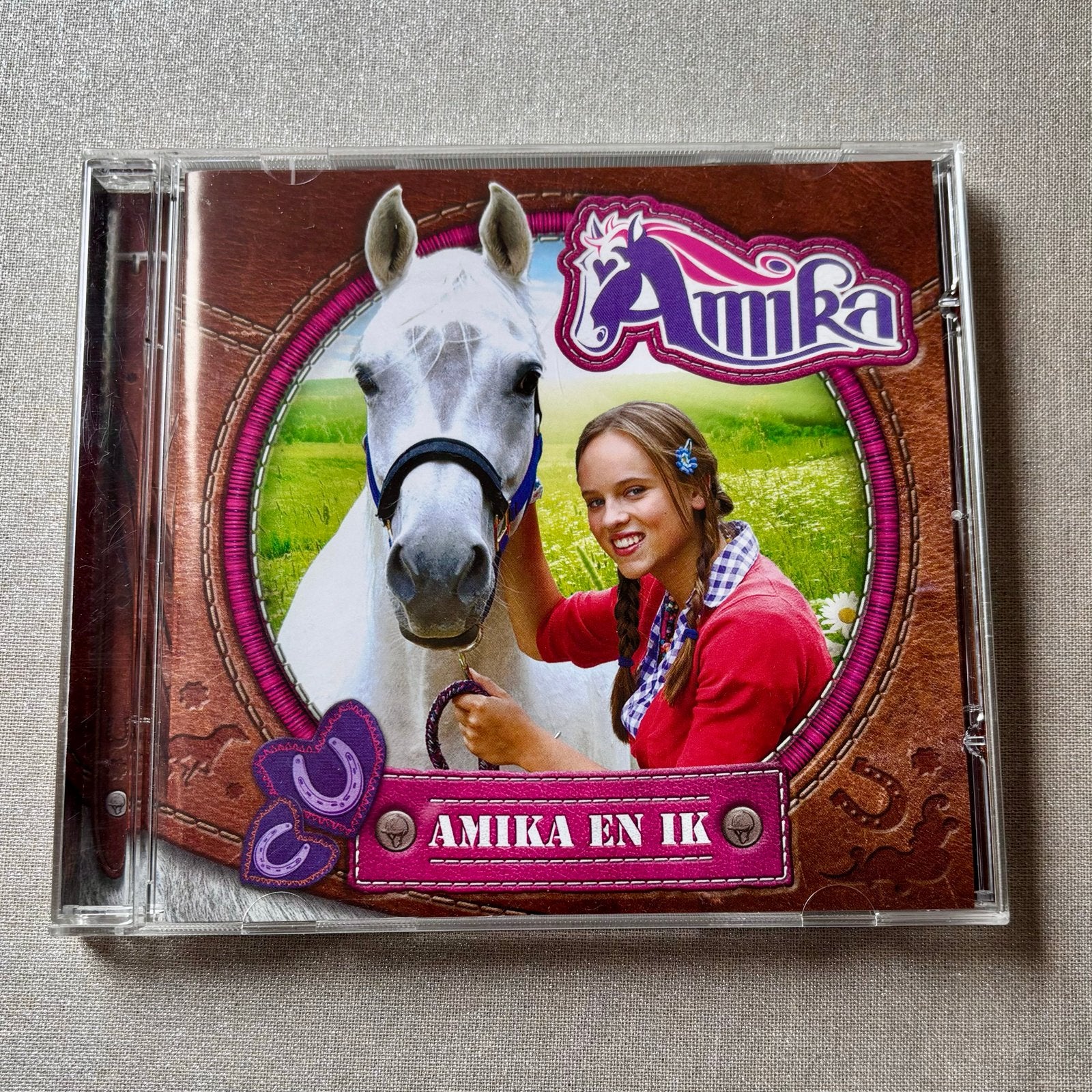 Amika en Ik CD - Studio 100, Cd's en Dvd's, Gebruikt, Ophalen of Verzenden, Muziek, 6 tot 9 jaar