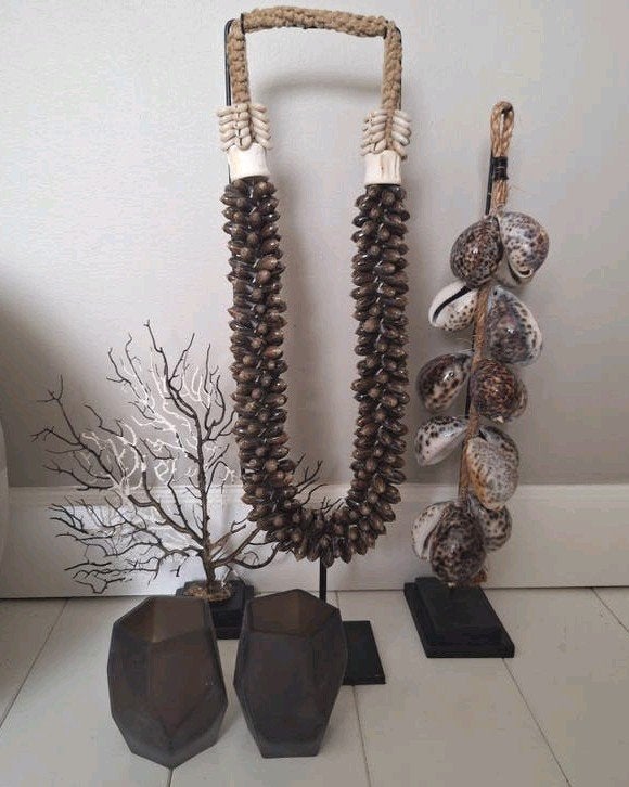 gave set donkerbruine schelpenkettingen japandi chique, Nieuw, Ophalen of Verzenden, X, X